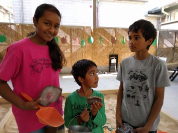 kids at the museum.jpg